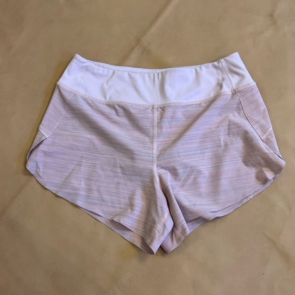 Athleta Run With It Textured Pink Shorts 3.5” - Picture 4 of 6